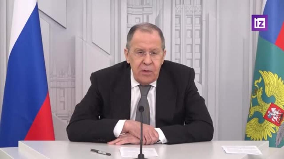 Лавров: Зеленский думает, как использовать неонацистов для борьбы с РФ