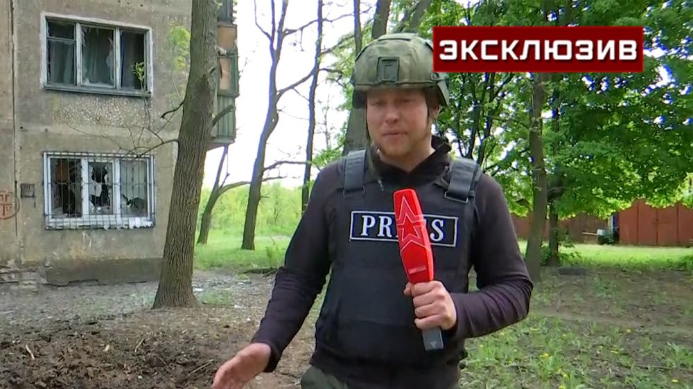 «По всему двору звон стекол»: как выглядит район Донецка после обстрела ВСУ