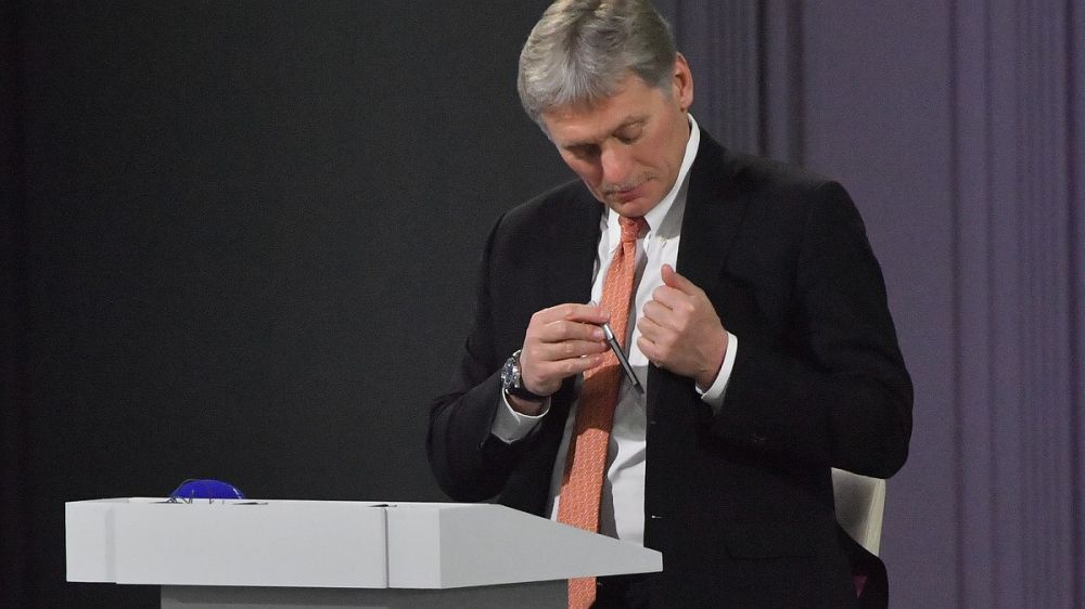 Песков заявил, что у Кремля нет информации о каком-либо инциденте с кораблем РФ в Черном море