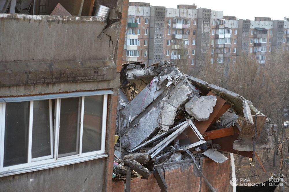 Украинские войска обстреляли Петровский район Донецка из "Града"