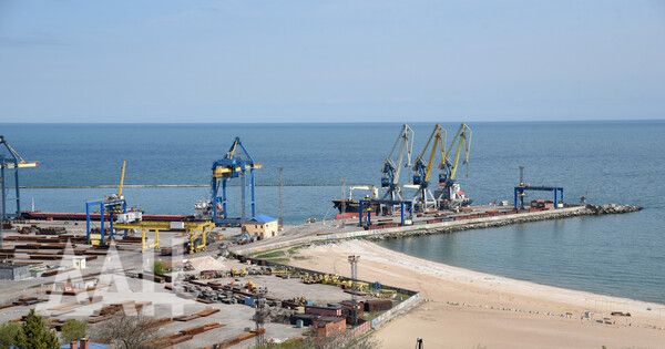 Порт Мариуполя будет использован для доставки стройматериалов на восстановление, заявил Пушилин