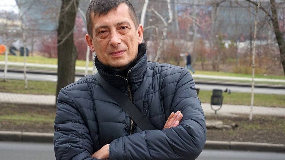 Андрей Лысенко, волонтёр Донбасса: Для связи с Россией у нас теперь - «русский код»