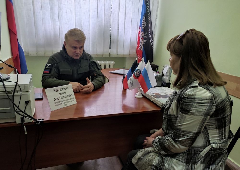 Артем Крамаренко ответил на вопросы граждан в Ворошиловском районе Донецка