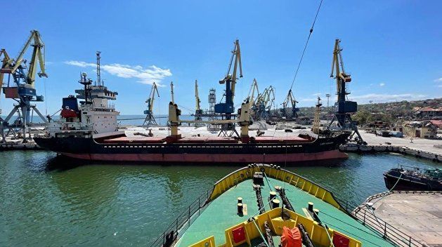 Пушилин: иностранные моряки выехали из Мариуполя в свои страны