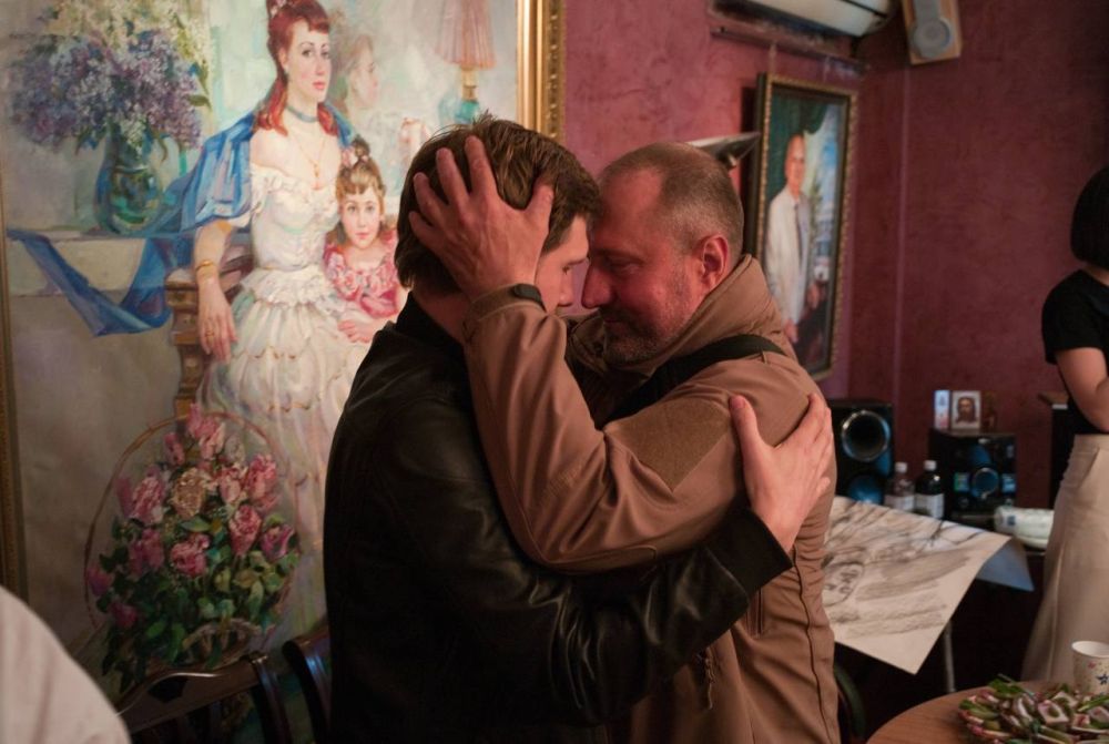 В многострадальной и любимой галерее Донецка встретились два человека - БОРИС КОРЧЕВНИКОВ, которого я знаю уже очень давно...