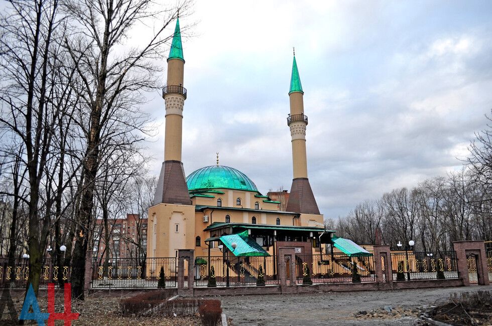 В ДНР намерены восстановить ряд мечетей и православных храмов при содействии РФ