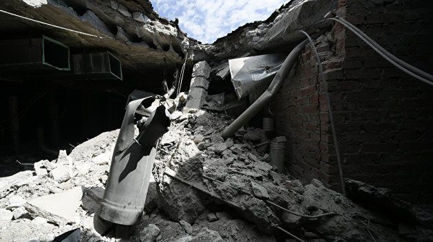 Удар по Горловке, Донецку и Ясиноватой, Макрон предупредил Зеленского, «план Б» по зерну. Хроника событий на Украине на 16:00 15 июня