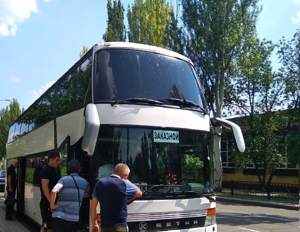 Семьи из прифронтового Кировского района Донецка поехали на оздоровление