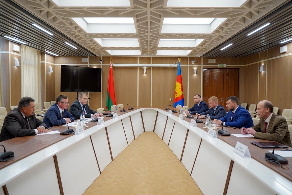 Денис Пушилин встретился с руководством Брестской области Республики Беларусь