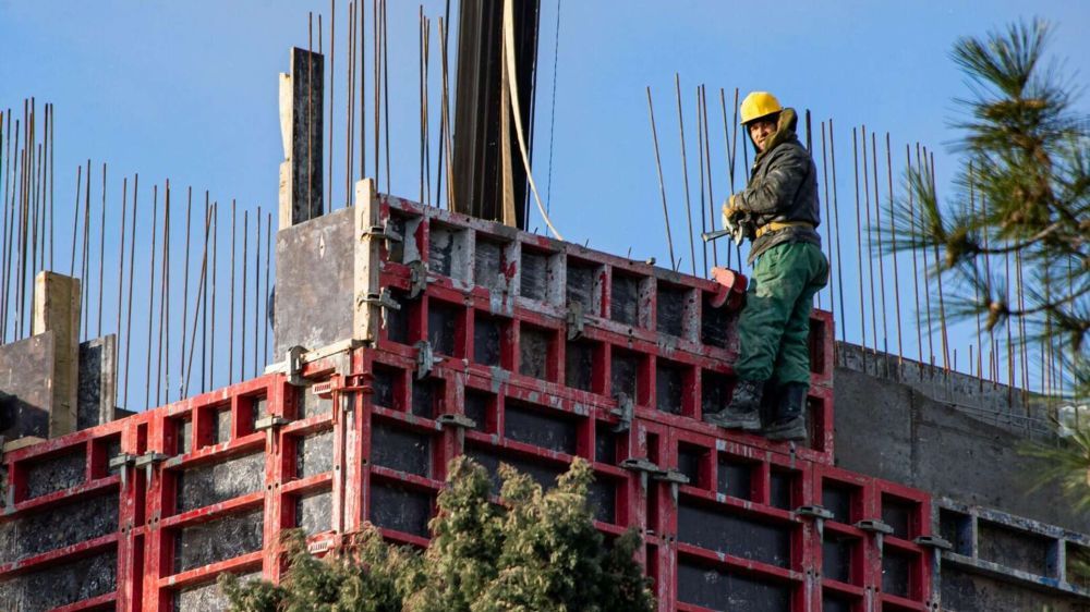 Путин поручил построить в ДНР медицинский и перинатальный центры