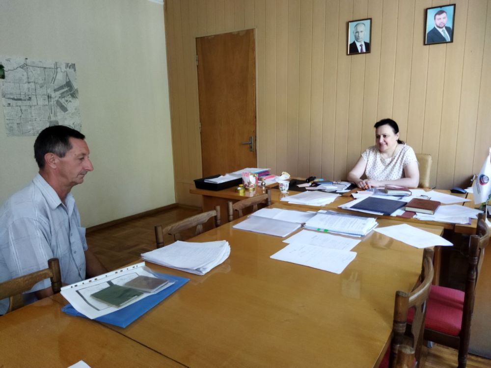 ������� ������: �������, � ������������� ������������ ������ �. ������� ��������� ������ ����� ������������ ������ ������������� ���� ��������