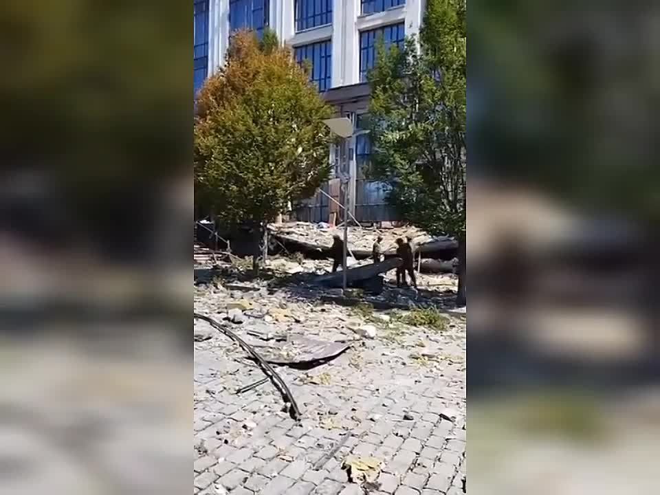� ������ ������� ������������� ������ ��������� � ������������� ����� ��� ������ ��������