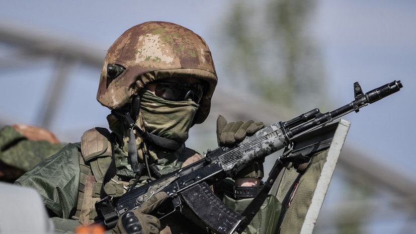 Медведев: спецоперация на Украине сейчас идёт по максимально щадящему варианту