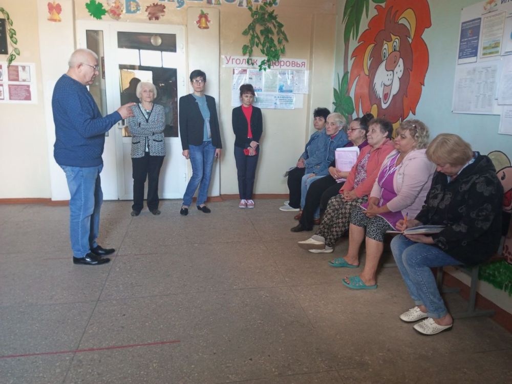 Выездная встреча с жителями Петровского района