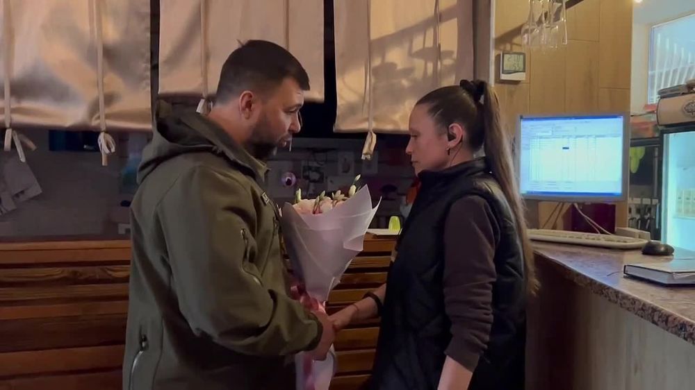 Денис Григорюк: В центре Донецка на бульваре Пушкина, который до 2022 года считался одним из самых безопасных мест, но ситуация изменилась, можно многим официантам давать награды