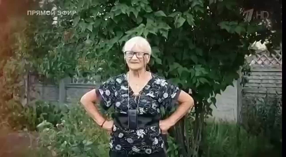 "Да, страшно. Но если бы вы на Трудовские поехали и показали... Там уже живого места нет, там намного страшнее. Когда-то была война, Сталинград и на Трудовских точно такое. А там люди живут..." - говорили мне, когда я снимала на Петровке