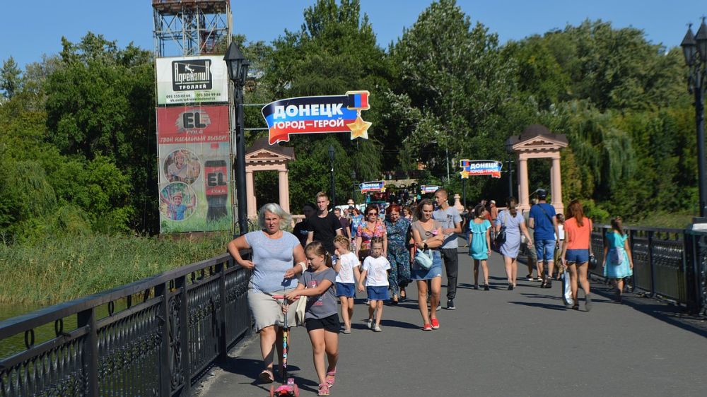 В Республиках Донбасса выступили за немедленный референдум о вступлении в Россию