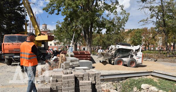 Порядка 30 тыс. российских строителей задействованы в восстановлении ДНР и ЛНР — Хуснуллин