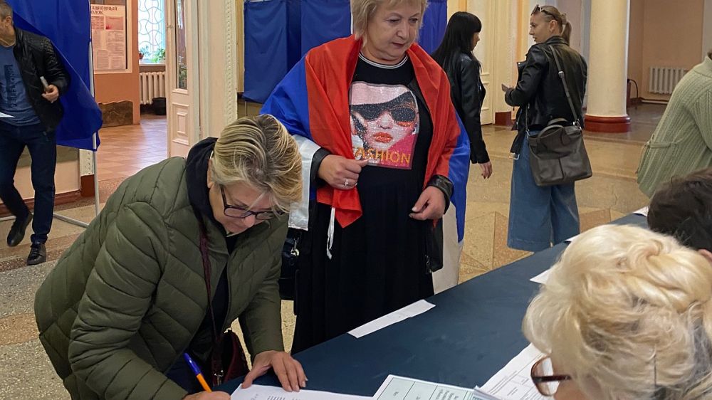 В последний день референдума в Донецке Украина обстреляла улицу Демократическую