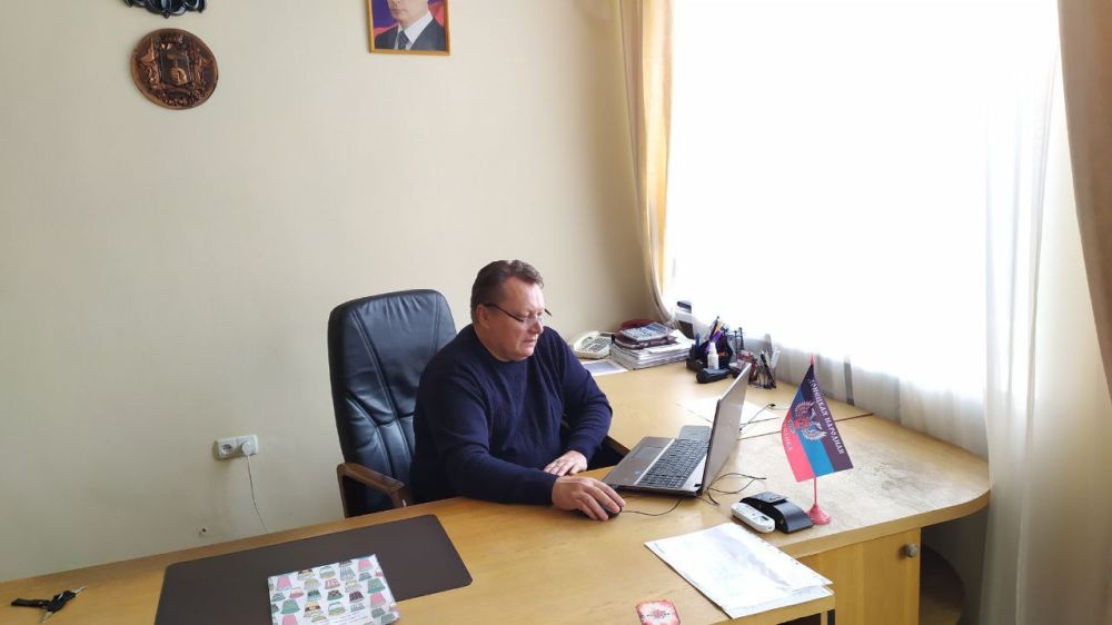 В Киевском районе г. Донецка состоялось собрание секретарей ПОО МО ОД «ДР» в online формате