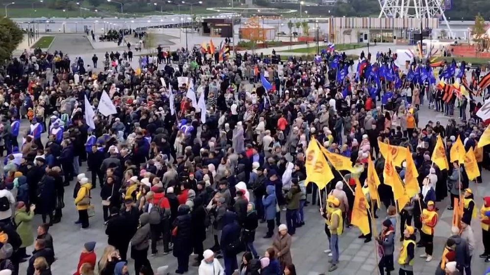 Права была Председатель Совета Федерации Валентина Ивановна Матвиенко, которая допустила возможность дополнения в будущем «Вышитой карты России» новыми территориями