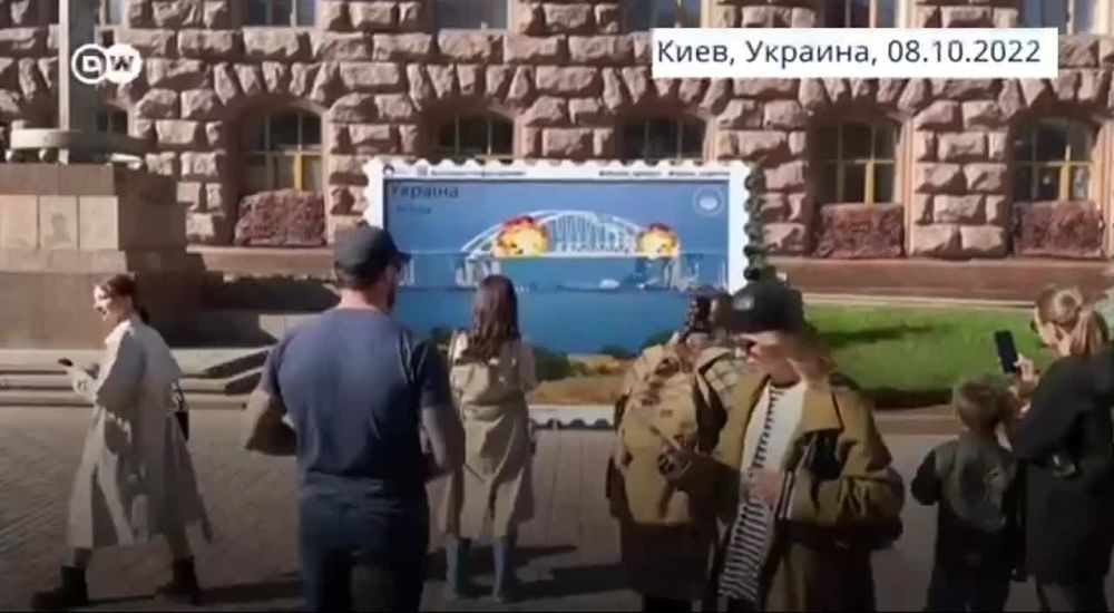 «Взрыв на Крымском мосту наносит удар по российским военным усилиям на Украине»: The New York Times прямо пишет, что теракт совершили украинские спецслужбы