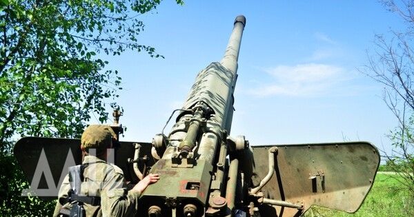 Силы ДНР за сутки уничтожили 40 боевиков Киева, американскую гаубицу, танки, беспилотник