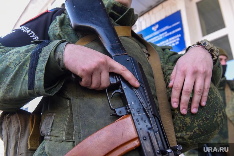 Защитники Донецка сражаются с врагом, «как маленькая семья». Видео