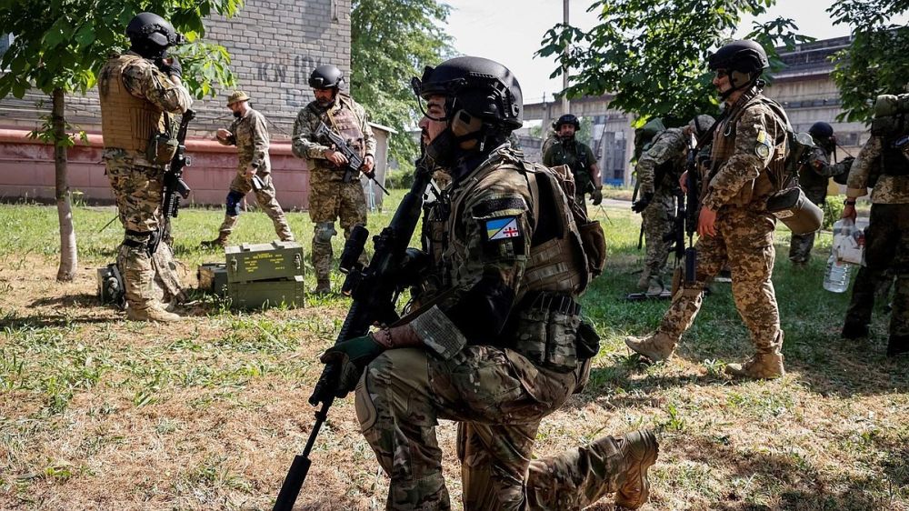 В ЛНР заявили о ликвидации иностранных наемников в районе городов Сватово и Кременная