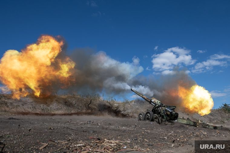 Власти Каховского района ушли на правый берег, ВСУ выпустили 100 ракет по ДНР: главное к 12 ноября