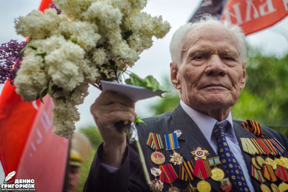 Денис Григорюк: Мэр Донецка Алексей Кулемзин сообщил, что на 98-м году ушел из жизни ветеран Великой Отечественной войны Гусман Ибрагимович Сафин