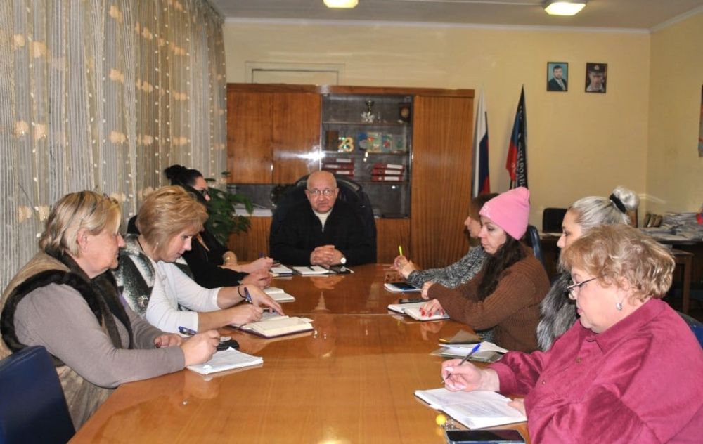 Наталья Бегуненко: Совещание с инспекторами отдела по общим и организационным вопросам в Петровском районе