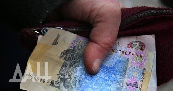 Медведев пообещал помочь беженцам с Украины обменять гривну на рубли