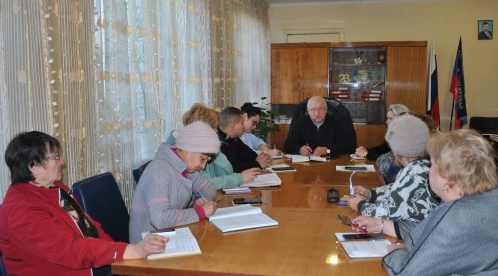 Наталья Бегуненко: Совещание с инспекторами отдела по общим и организационным вопросам в Петровском районе