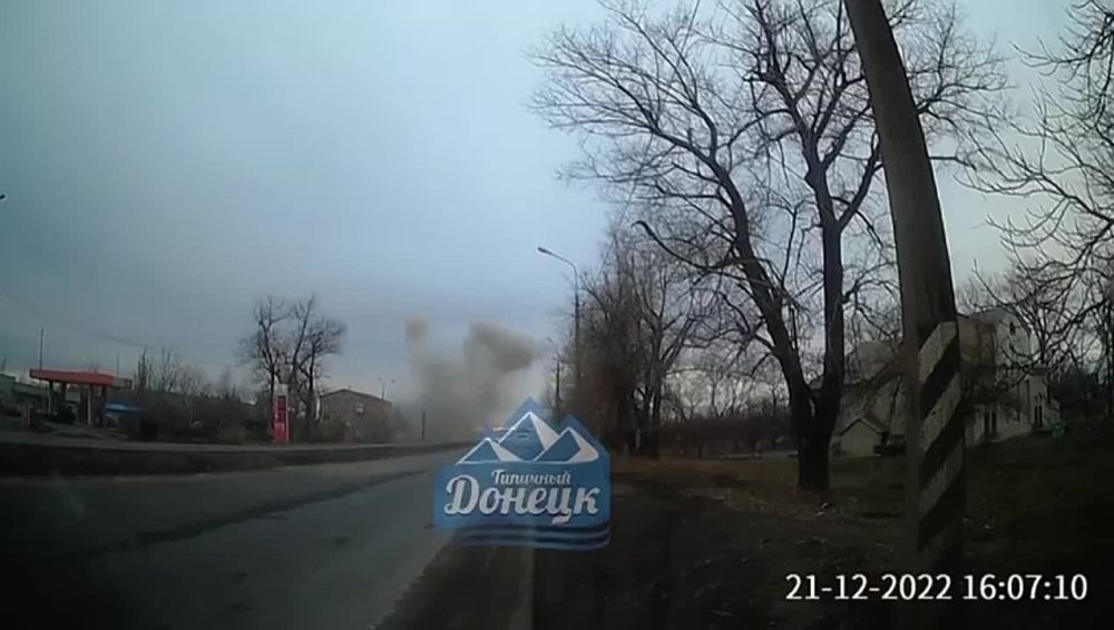 Борис Рожин: Прилет в Донецке. Вечером противник обстреливал город из РСЗО и 155-мм артиллерии