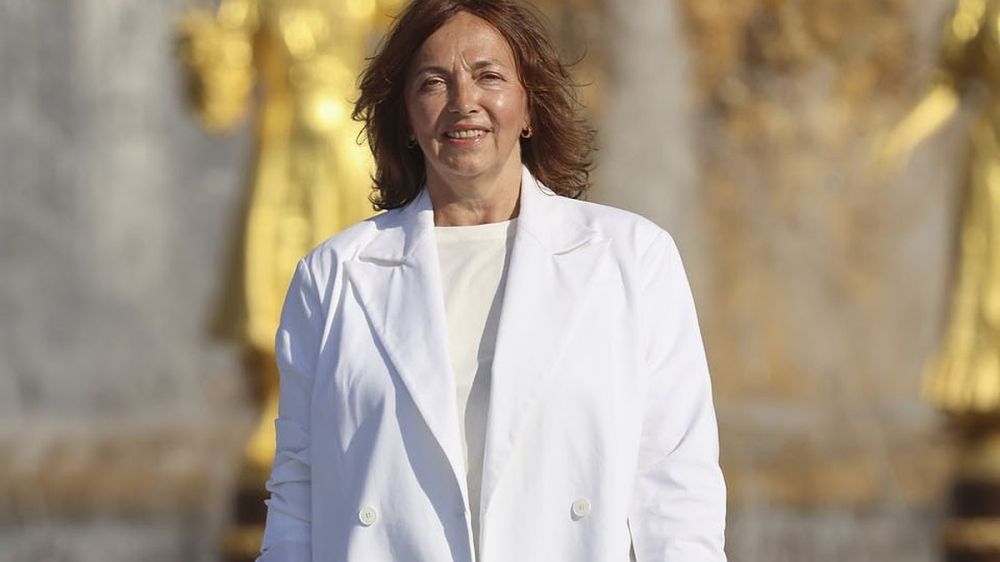 Жена Рогозина опровергла слухи о тяжелой контузии после обстрела в Донецке