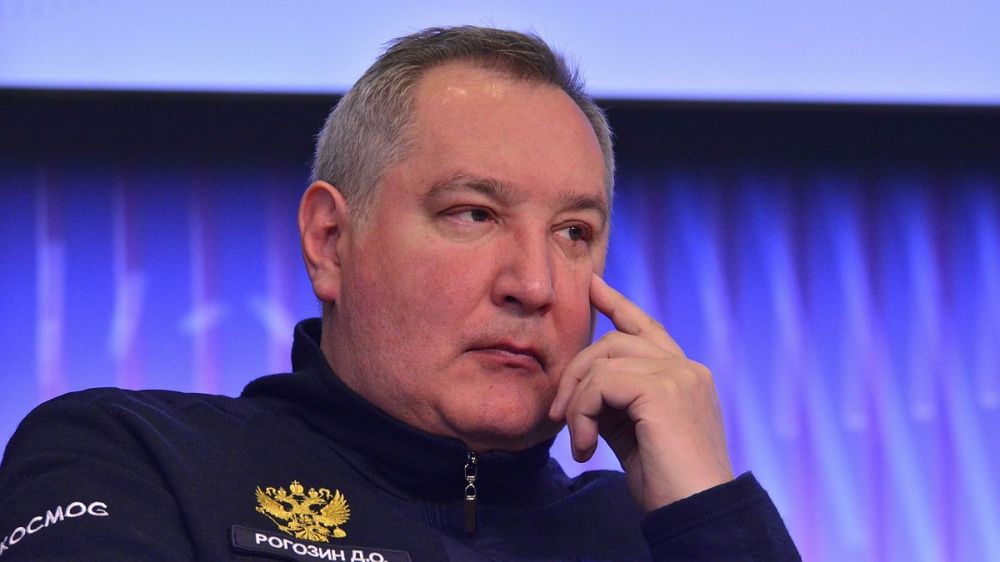 Олег Царев: Вместе с Рогозиным пострадала его жена, у нее контузия