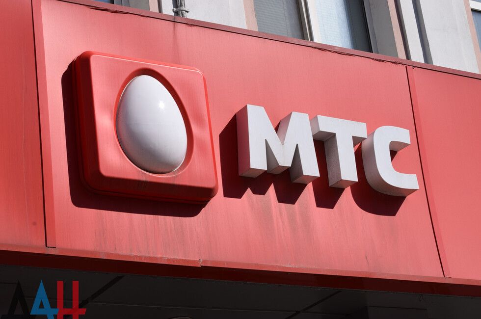 Сотовые операторы «большой четверки» начали работать в ДНР — вице-премьер