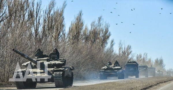 �� �� ���������� � ��� ������ �������� ���� HIMARS � VAMPIRE, � ����� ����� 800 ����� � ���