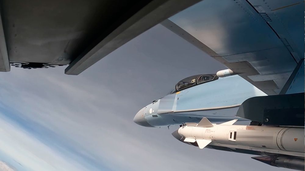 «Двигался в сторону Донецка»: летчик Су-35С рассказал, как уничтожил украинский самолет