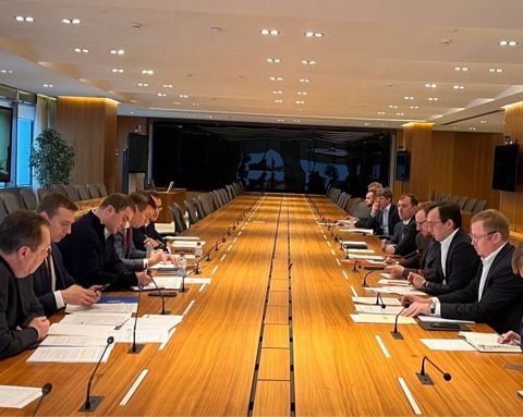 Виталий Хоценко и Дмитрий Ким обсудили планы о вводе новых операторов мобильной связи в ДНР