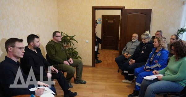 В ДНР начали обсуждать выплаты врачам за ранения на уровне военнослужащих