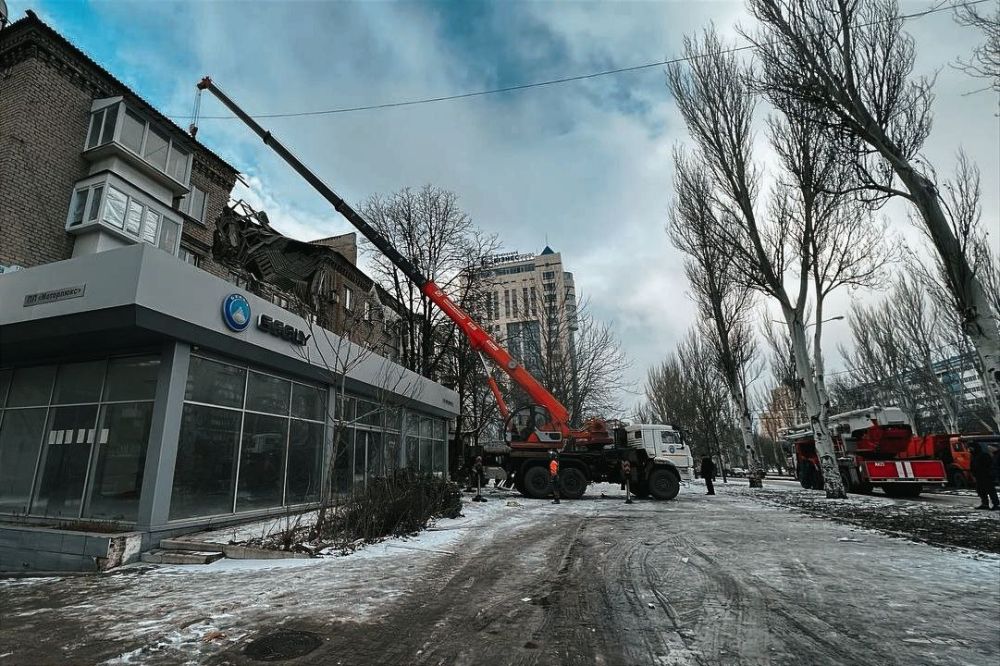 Денис Григорюк: Днем 4 февраля ВСУ нанесли удар из РСЗО по центру Донецка