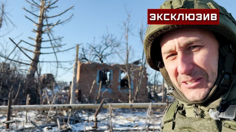 Корреспондент «Звезды» показал кадры с передовой в Марьинке, за которую идут бои