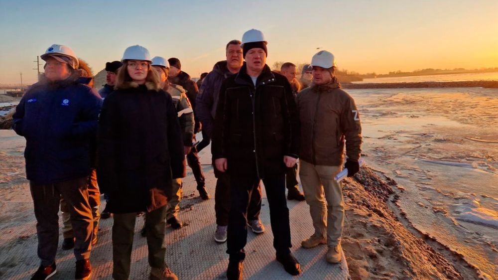 Хуснуллин осмотрел строительство водовода из Ростовской области в ДНР