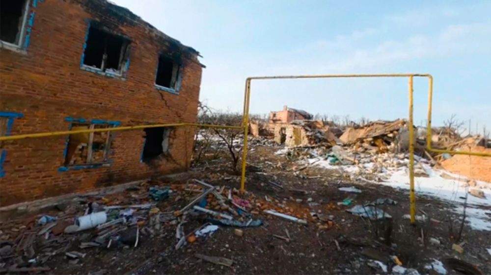 Советник Пушилина Гагин заявил, что российские силы контролируют почти половину Артемовска