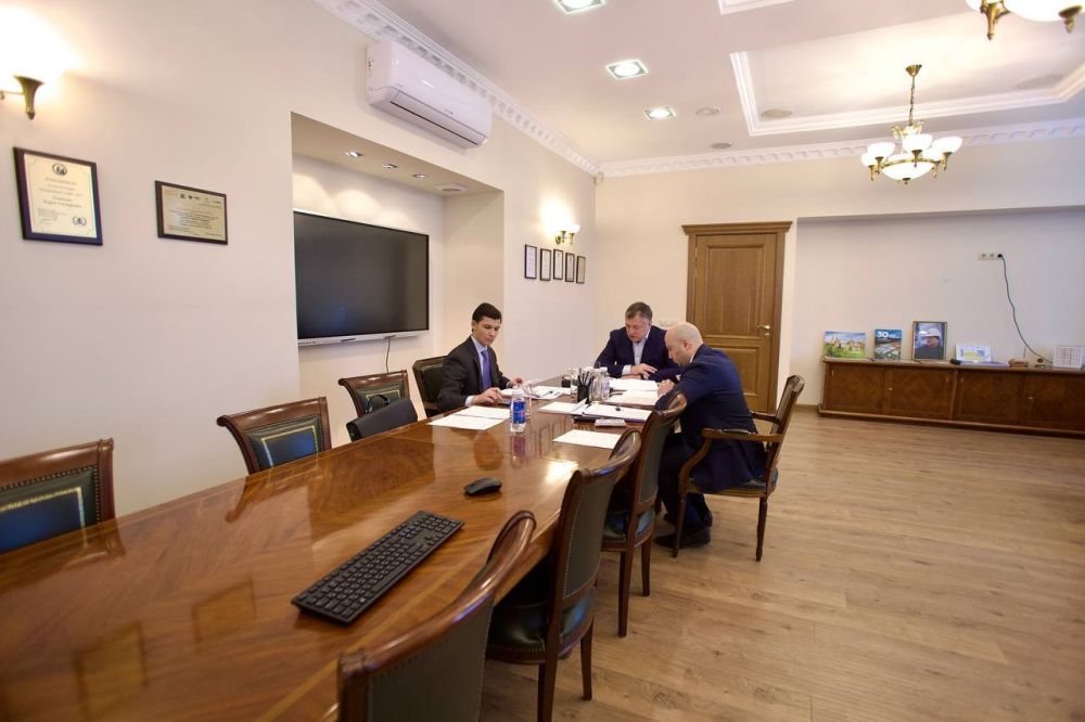 Марат Хуснуллин: Провёл заседание наблюдательного совета «Единого заказчика в сфере строительства»