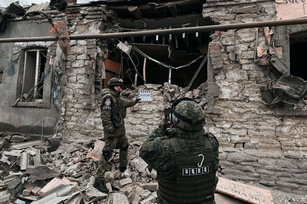 Денис Григорюк: Утро в Донецке вновь началось с обстрела со стороны ВСУ. Удар пришелся на центр города, по жилым кварталам