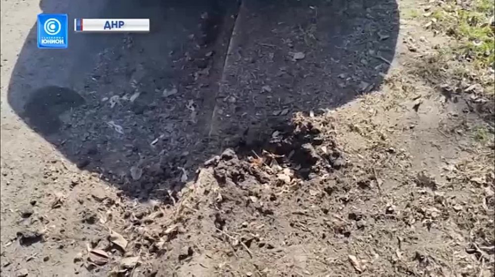 В селе Луганское под Донецком из-за обстрела погиб 13-летний подросток!