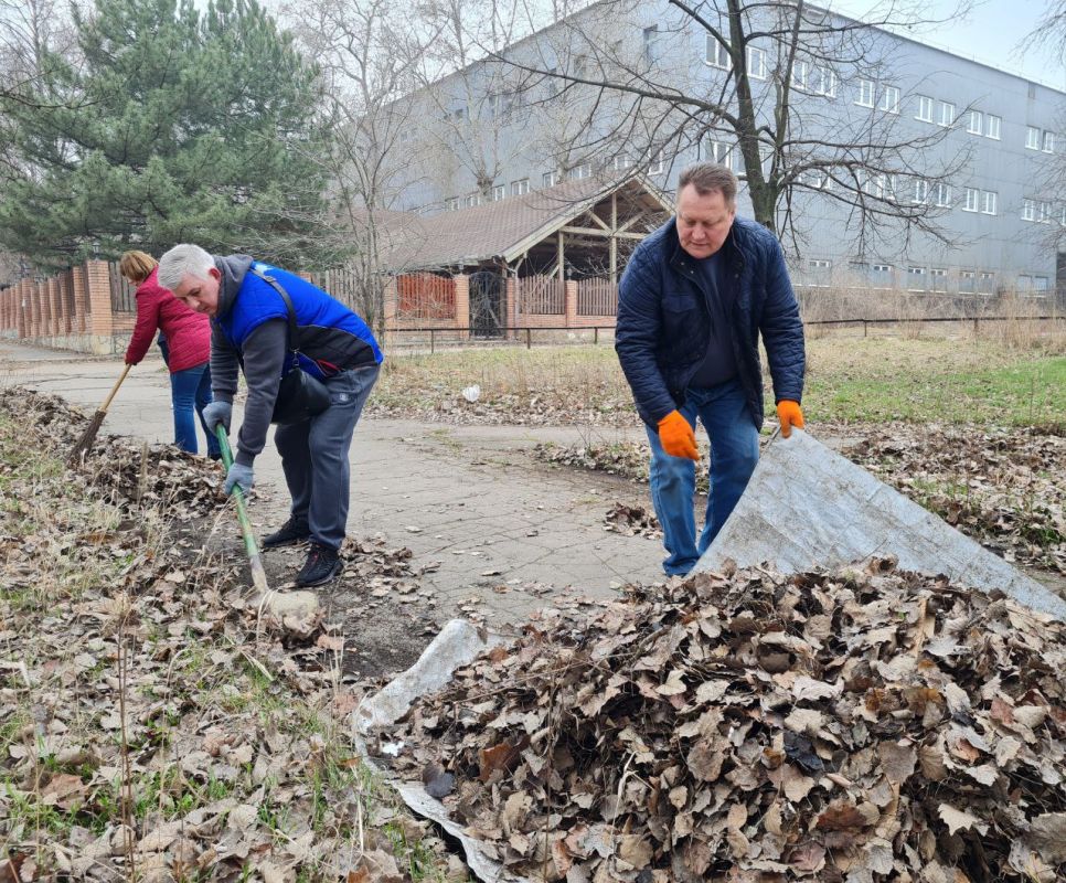 Сегодня, 25 марта, в Киевском районе состоялся общегородской субботник